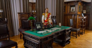 Три дворца: Массандровский, Ливадийский и Воронцовский. img-14808