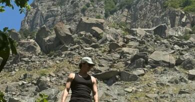 Каменные идолы горы Демерджи и купание в водопаде Джур Джур img-16113