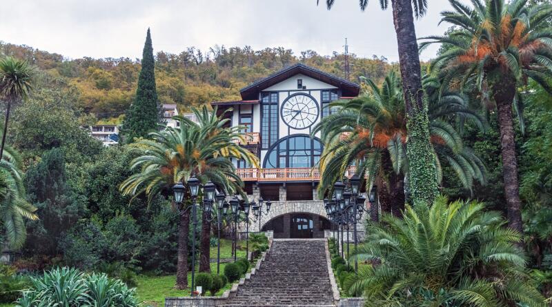 Абхазия: Гагры, Новый Афон, Рица, Лыхны. img-15968