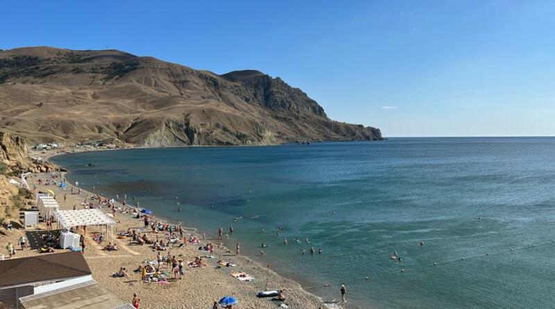 Феодосия вдоль и поперек. Морская прогулка к вулкану Карадаг. img-16091