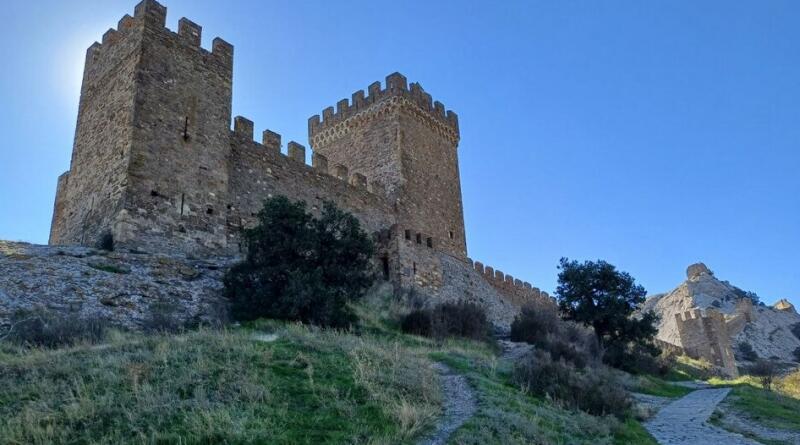 По следам итальянцев в страну Солнца : Судак и Новый Свет img-16176
