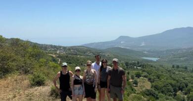 Каменные идолы горы Демерджи и купание в водопаде Джур Джур img-16112