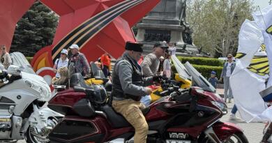 Пешеходная экскурсия по площади Нахимова