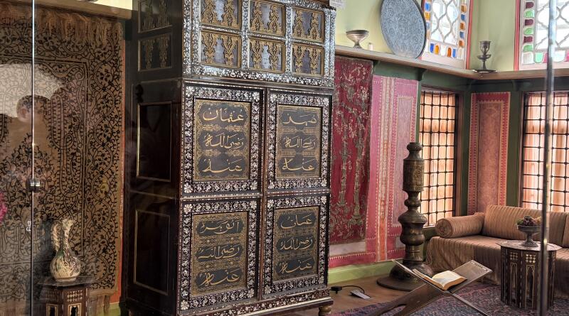 Бахчисарай. Крымское Ханство и пещерный город Чуфут-Кале img-16382