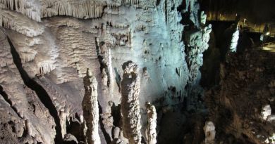Экскурсии в `Новоафонская пещера` из Головинки