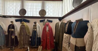 Бахчисарай. Крымское Ханство и пещерный город Чуфут-Кале img-16386