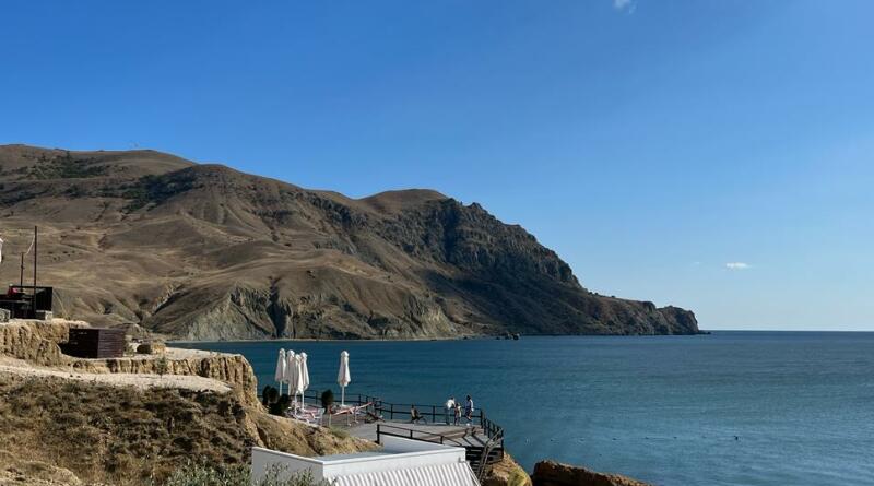 Феодосия вдоль и поперек. Морская прогулка к вулкану Карадаг. img-16095