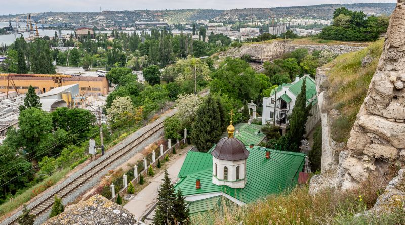 Древний Инкерман. Завод марочных вин, крепость, монастырь. img-9676