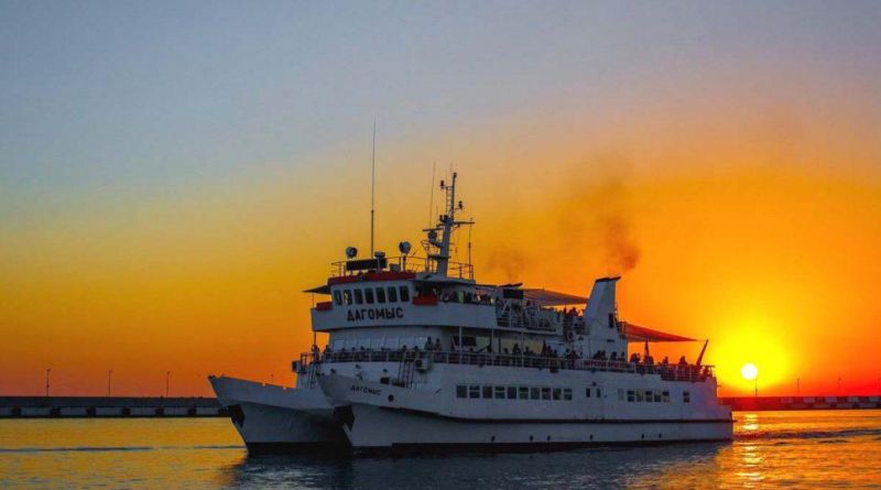 теплоход Дагомыс img-13134