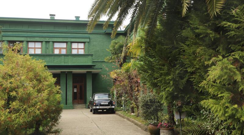 Знакомьтесь - Сочи: дача Сталина, Морпорт, Ривьера. img-15724