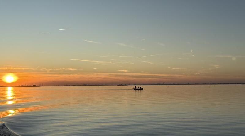 Летний вечер в Севастополе. Вино и море img-16217