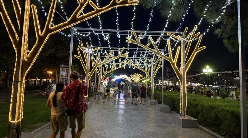 Летний вечер в Ялте img-16165