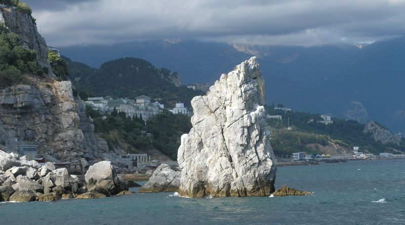 Форосское царство: Скельская пещера. Воронцовская дорога. Форос. img-5867