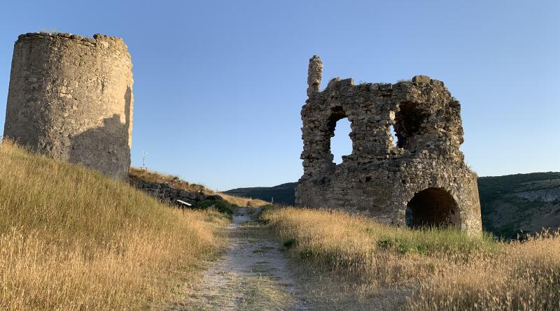 Инкерман: пещерный монастырь, средневековая крепость и завод марочных вин. img-16284