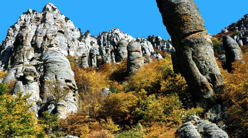 Каменные идолы горы Демерджи (путешествие через весь Крымский полуостров) img-15219