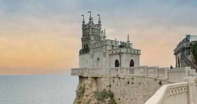 Три дворца: Ливадийский, Воронцовский, замок Ласточкино гнездо. img-16352