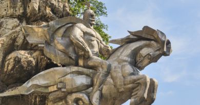 Памятник Уастырджи