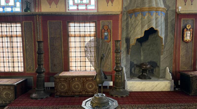 Бахчисарай. Крымское Ханство и пещерный город Чуфут-Кале img-16380