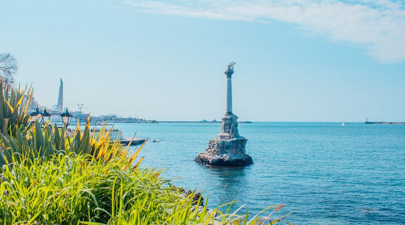 Три столицы: Бахчисарай, Севастополь, Ялта. img-8951