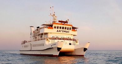 теплоход Дагомыс img-13133