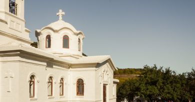 Монастырь святого Апостола и Ев. ЛУКИ. поселок Лаки.