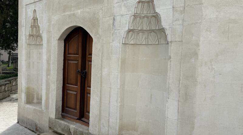 Бахчисарай. Крымское Ханство и пещерный город Чуфут-Кале img-16366